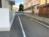 足立区谷中４丁目　月極駐車場